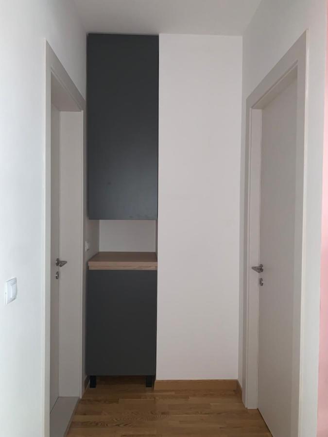 Pink Modern Apartment Skopje Exterior photo