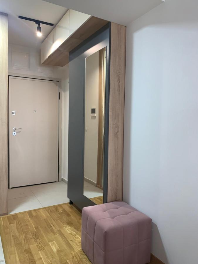 Pink Modern Apartment Skopje Exterior photo