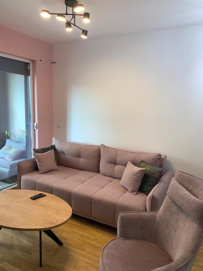 Pink Modern Apartment Skopje Exterior photo